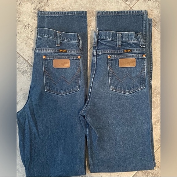 Wrangler Denim - 2 Pairs Wrangler Jeans 32x36